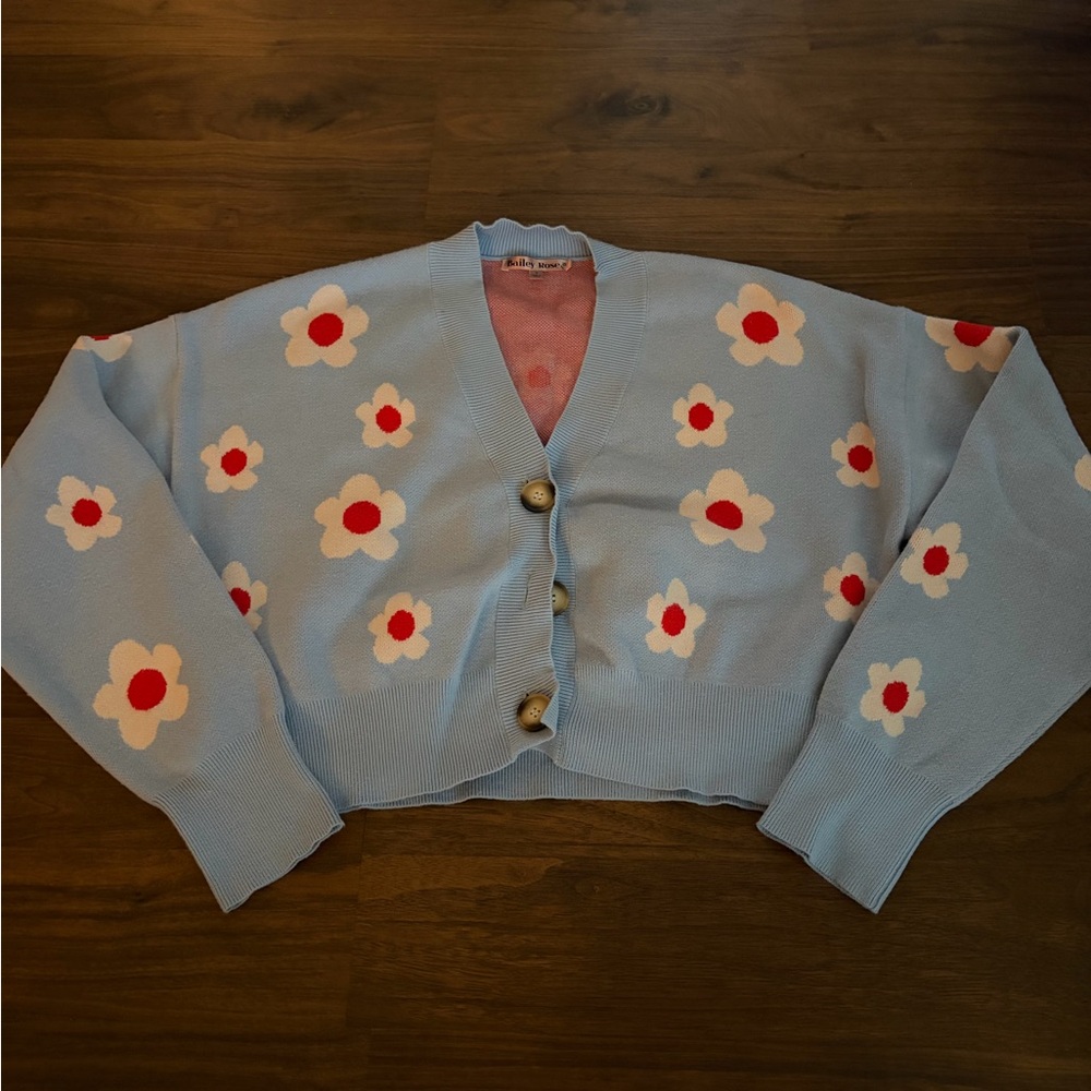 Cropped Light Blue Floral Button-Front Cardigan